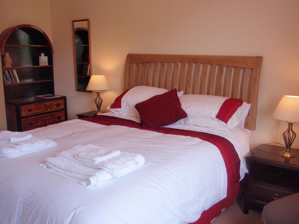Weston House Bed & Breakfast Bampton  Phòng bức ảnh