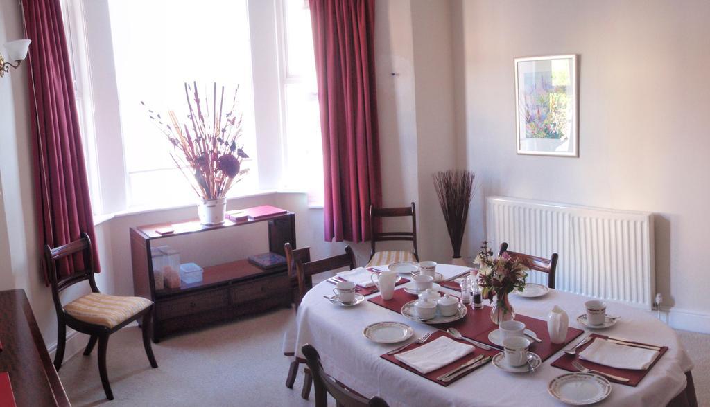 Weston House Bed & Breakfast Bampton  Ngoại thất bức ảnh