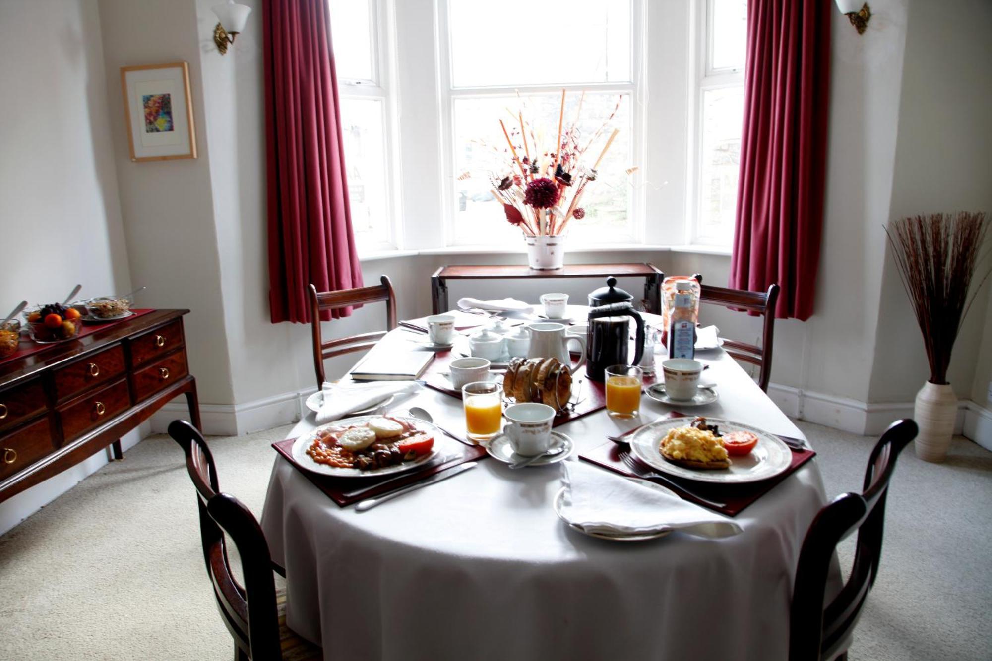 Weston House Bed & Breakfast Bampton  Ngoại thất bức ảnh