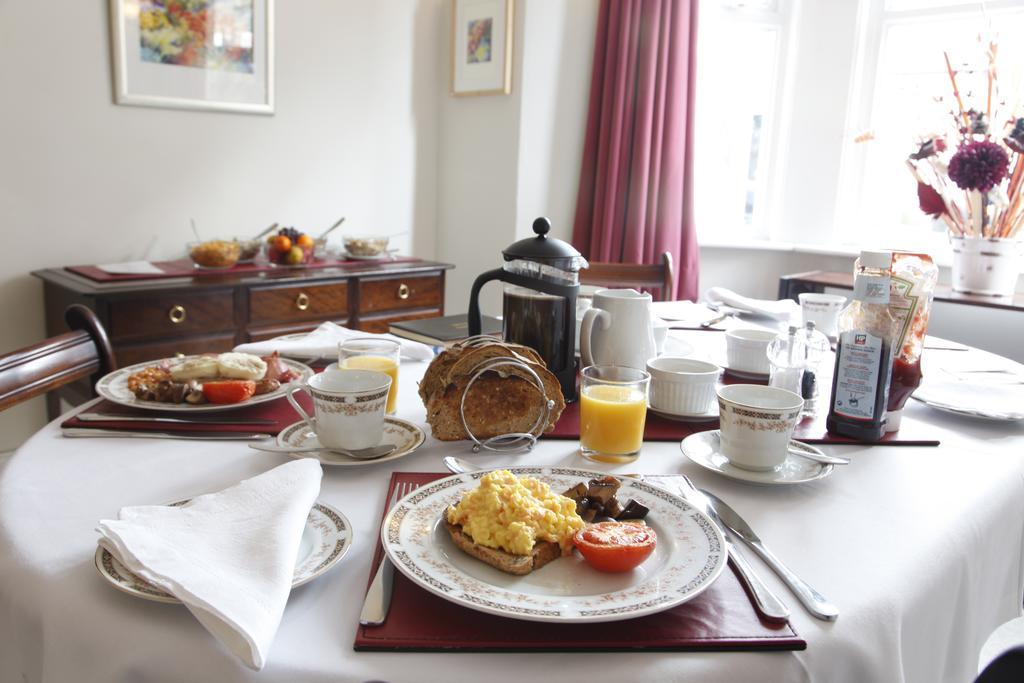 Weston House Bed & Breakfast Bampton  Ngoại thất bức ảnh