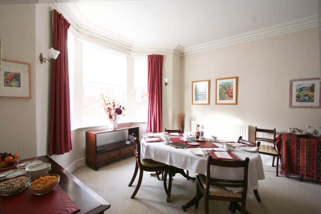 Weston House Bed & Breakfast Bampton  Ngoại thất bức ảnh